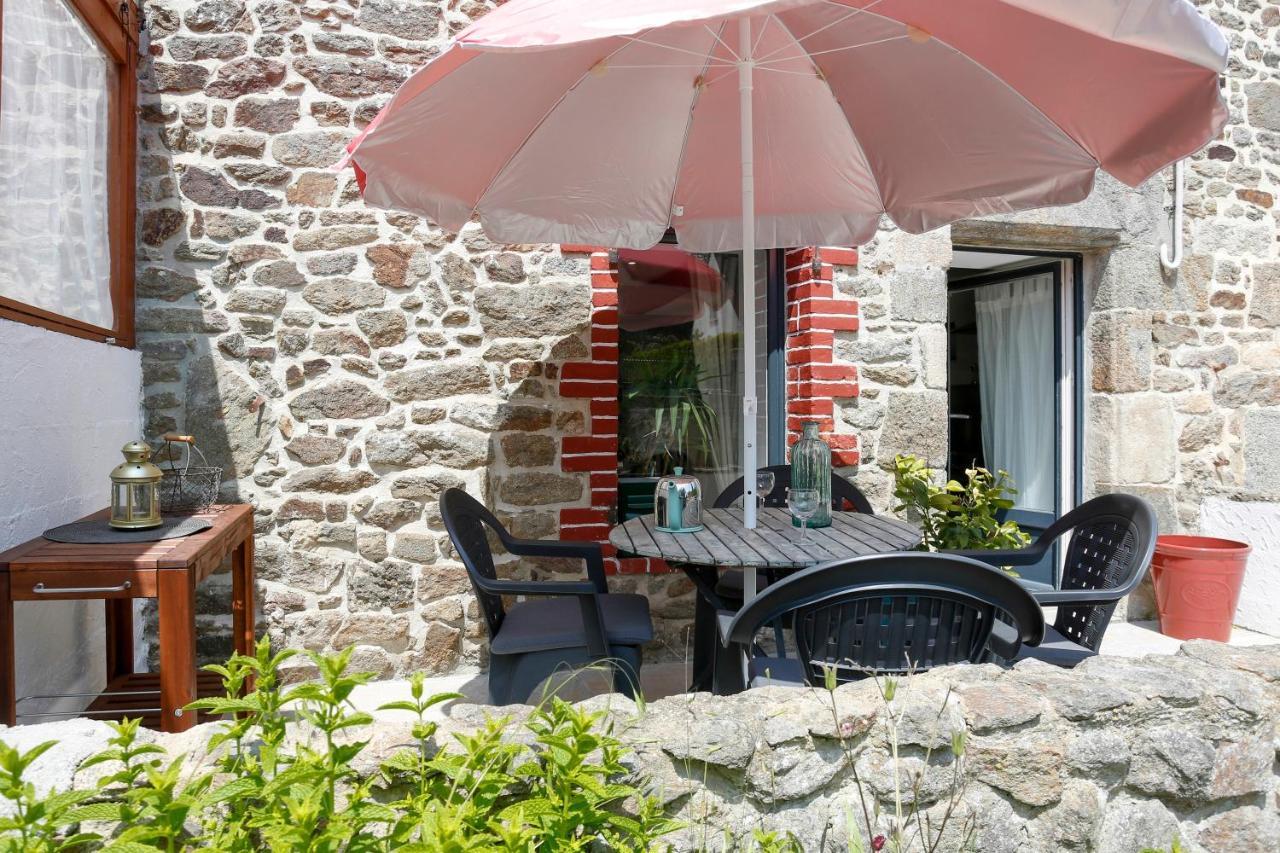 La Quinardais - Charmante Maison Avec Terrasse *