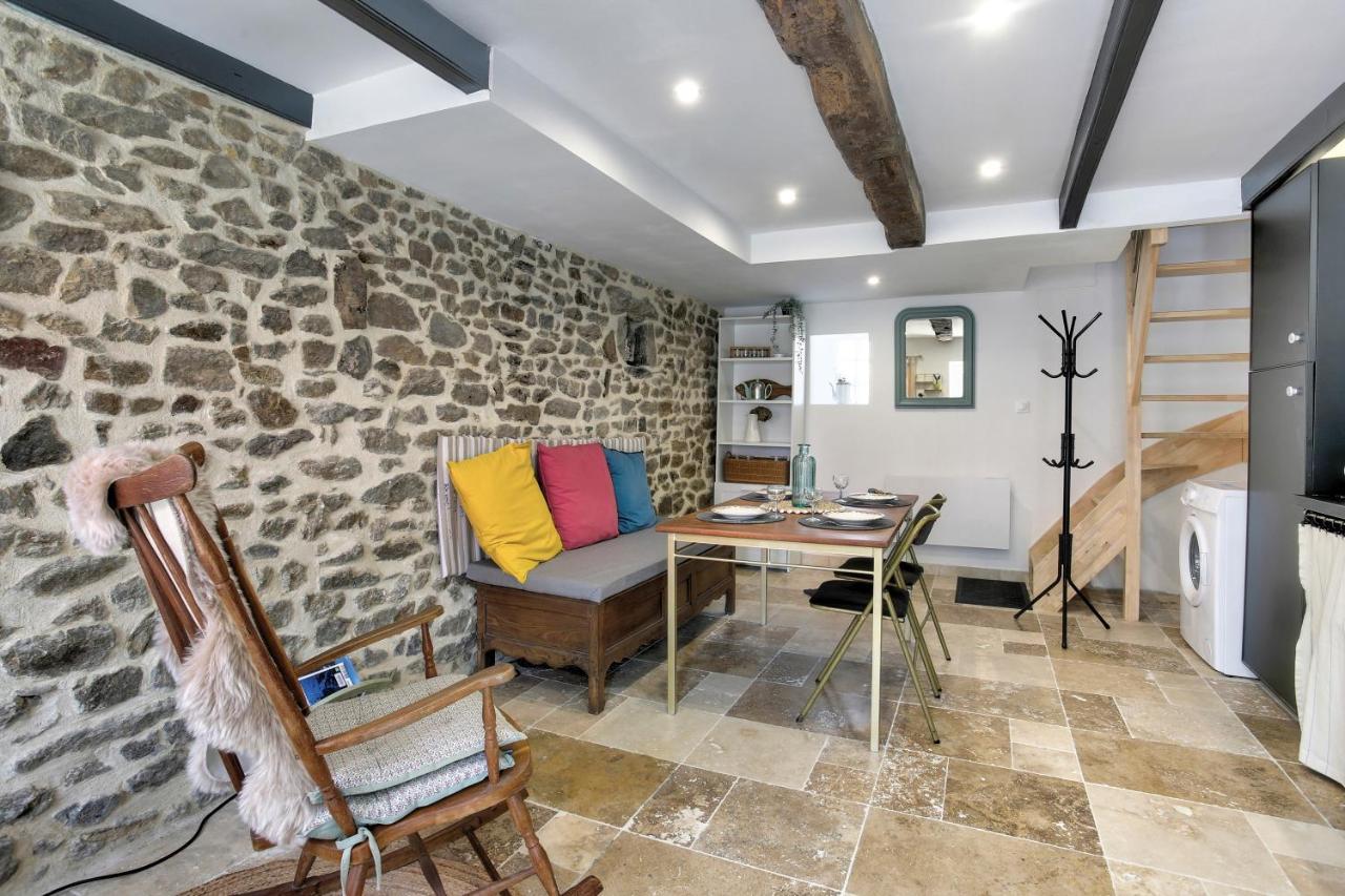 La Quinardais - Charmante Maison Avec Terrasse Holiday home Saint-Samson-sur-Rance