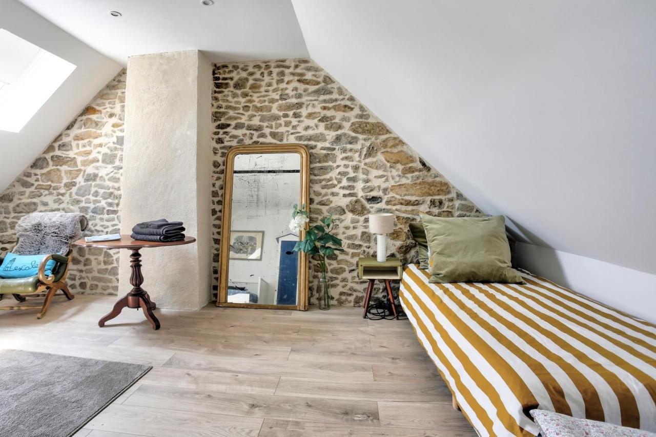 La Quinardais - Charmante Maison Avec Terrasse Holiday home